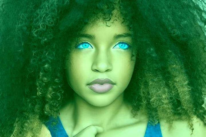 Zoey, 34, a black blue-eyed mixed companion based in Ullulluco. Offering Erotic Massage, CIM, BDSM. Available for incall and outcall, overnight bookings avai...