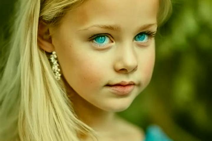 Zoey, 34, a blonde blue-eyed caucasian companion based in Santo Domingo Keste. Offering Massage, Striptease. Available for incall and outcall, overnight book...
