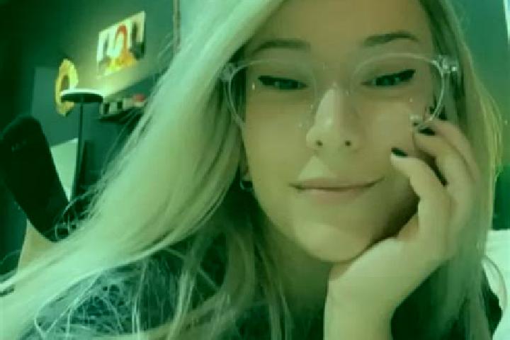 Zoey, 34, a blonde dark-eyed ebony companion based in Alpnach. Offering BDSM, OWO, Striptease. Available for incall and outcall, overnight bookings available.