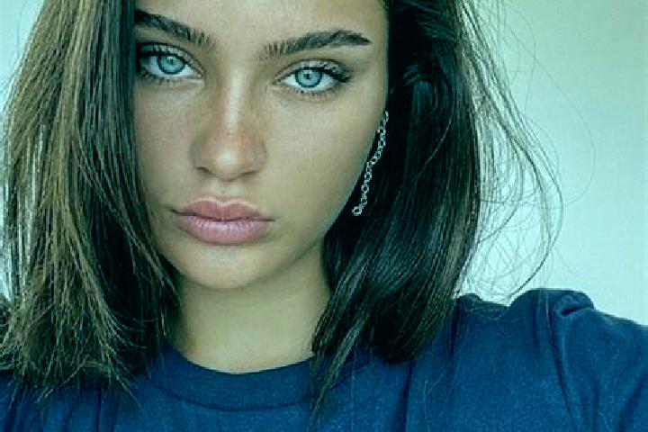Zoey, 34, a brunette amber-eyed middle eastern companion based in Panggarangandesa. Offering Striptease, Couples, Party Girl. Available for incall and outcal...