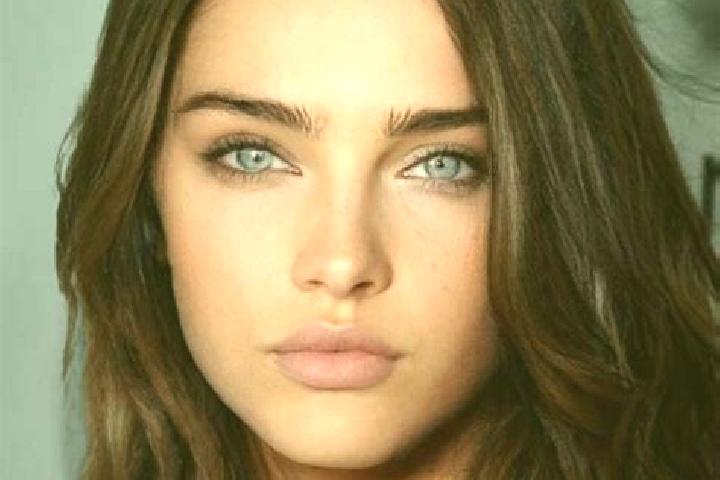 Zoey, 34, a brunette dark-eyed caribbean companion based in Bhadravati. Offering Striptease, Massage, Tantra, Travel Companion. Available for incall and outc...