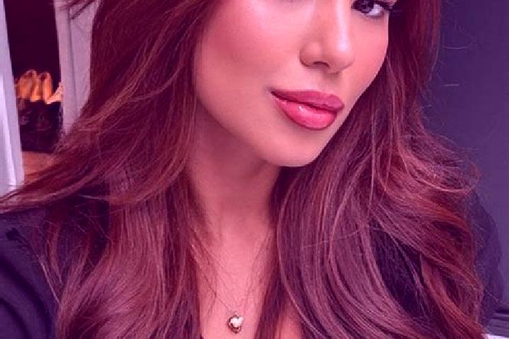 Zoey, 34, a chestnut brown-eyed latina companion based in Vitomiresti. Offering Girlfriend Experience, Overnight, Tantra, Erotic Massage. Available for incal...