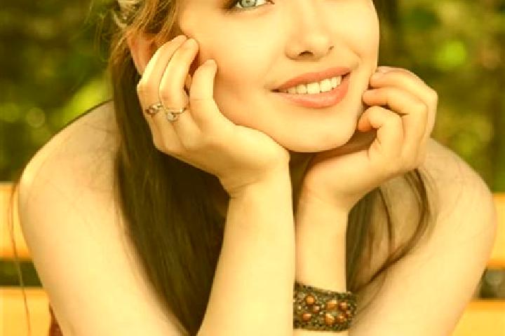 Zoey, 34, a red blue-eyed asian companion based in Tetaf. Offering Roleplay, 69, Party Girl, Striptease. Available for incall and outcall, day and evening da...