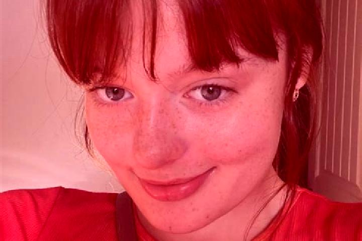 Zoey, 34, a red green-eyed mediterranean companion based in Deserto. Offering Prostate Massage, Striptease, CIM, Duos, Fetish. Available for incall and outca...
