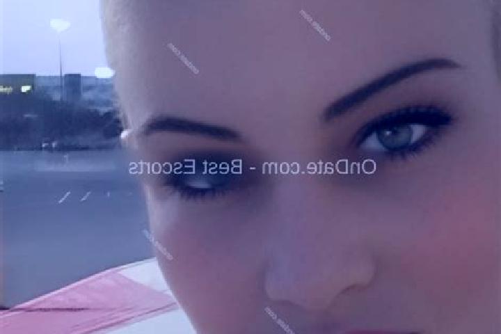 Zoey, 34 — Escort in Kalachinsk, Russia