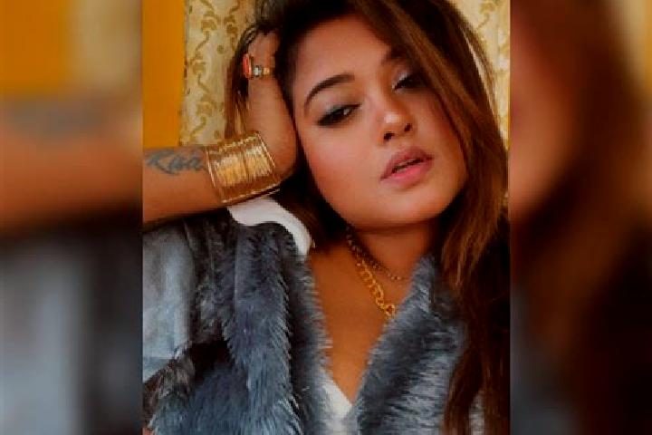 Zoey, 34 — Escort in Sarkar Periyapalaiyam, India