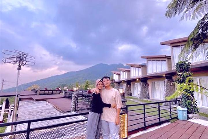 Zoey, 34 — Escort in Sidomulyo Kulon, Indonesia