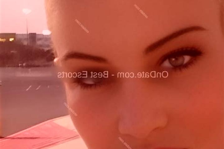 Zoey, 34 — Escort in Xiepu, China