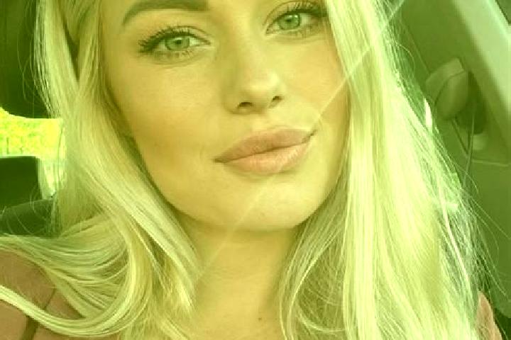 Zoey, 35, a blonde hazel-eyed caribbean companion based in Pink Lake. Offering 69, Couples, Girlfriend Experience. Available for incall and outcall, overnigh...