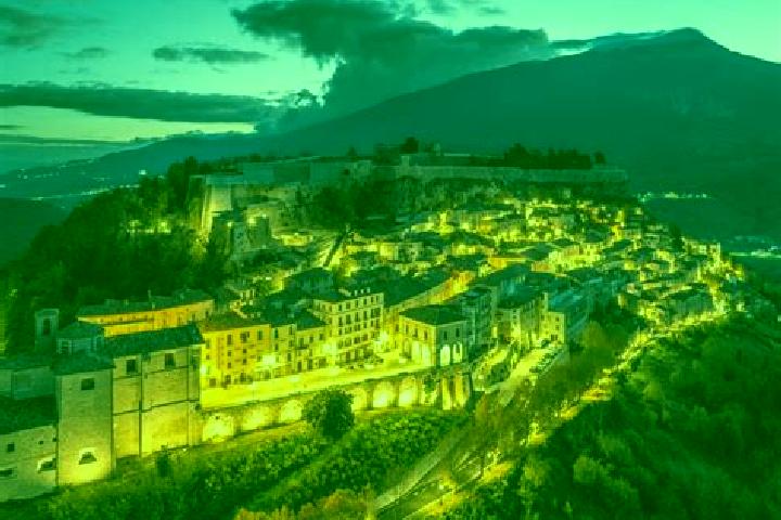 Zoey, 35 — Escort in Montemurlo, Italy