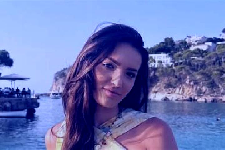 Zoey, 35 — Escort in Pien, Brazil