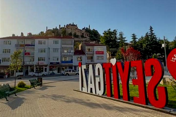 Zoey, 35 — Escort in Seyitgazi, Turkey