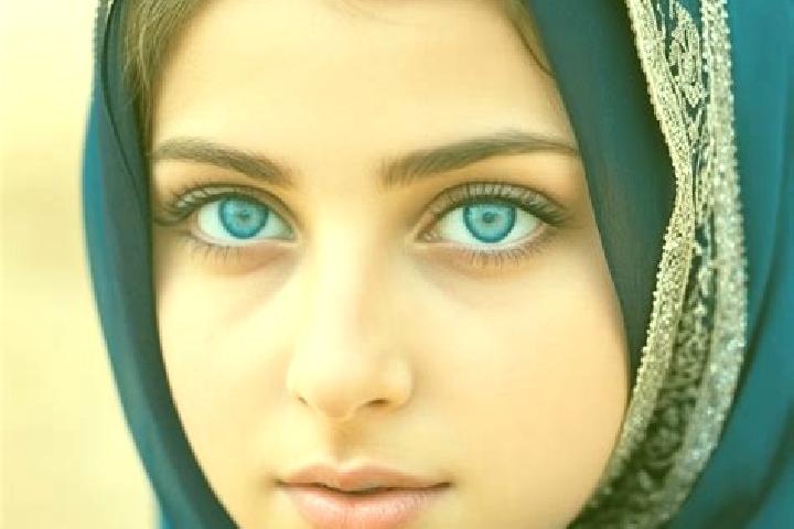 Zoey, 36, a blonde grey-eyed middle eastern companion based in Rumphi. Offering Striptease, A-Level, Dinner Date, GFE. Available for incall and outcall, over...