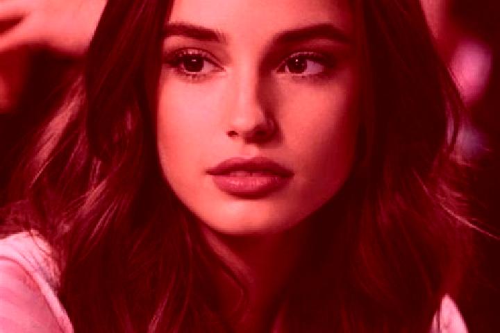 Zoey, 36, a brunette brown-eyed european companion based in Taglio di Po. Offering Party Girl, Striptease, CIM, Erotic Massage. Available for incall and outc...