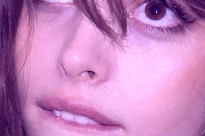 Zoey, 36, a chestnut brown-eyed mixed companion based in Loukhi. Offering Roleplay, BDSM, CIM. Available for incall and outcall, day and evening dates.