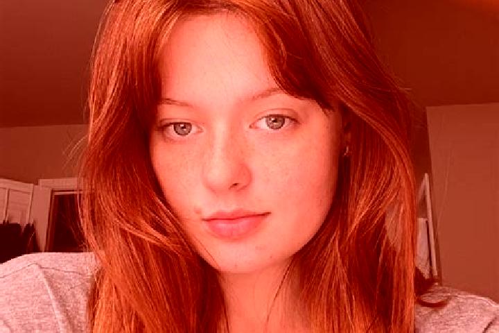 Zoey, 36, a red blue-eyed mediterranean companion based in Vessalico. Offering Fetish, Deep French Kissing, Duos. Available for incall and outcall, overnight...