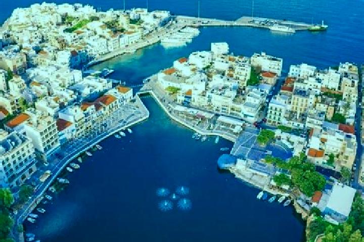 Zoey, 36 — Escort in Agios Vissarionas, Greece
