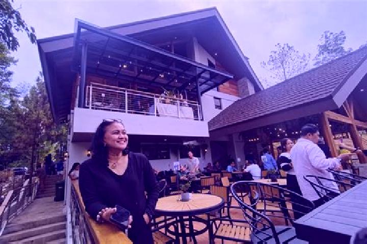 Zoey, 36 — Escort in Baracatan, Philippines