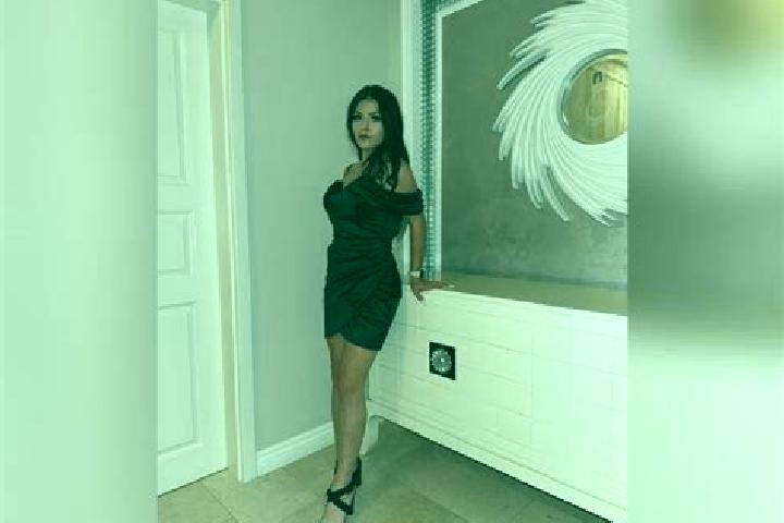 Zoey, 36 — Escort in Closani, Romania