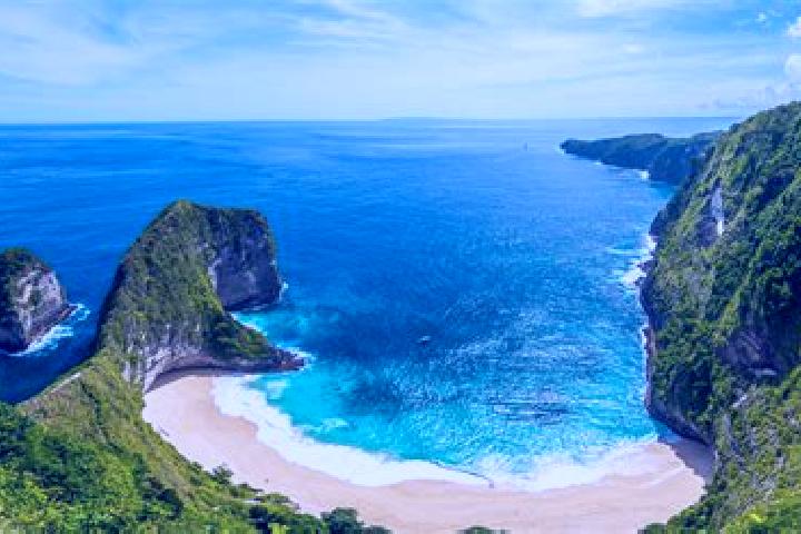Zoey, 36 — Escort in Lewograran, Indonesia