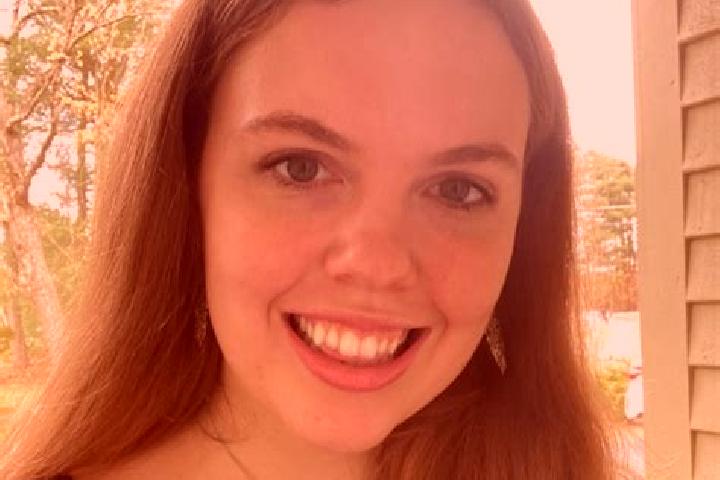 Zoey, 36 — Escort in Raynham, United States
