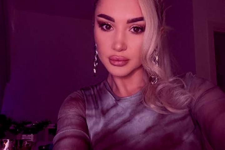 Zoey, 37, a dark blonde grey-eyed indian companion based in Rusu Bargaului. Offering Erotic Massage, Girlfriend Experience, CIM, Travel Companion. Available ...