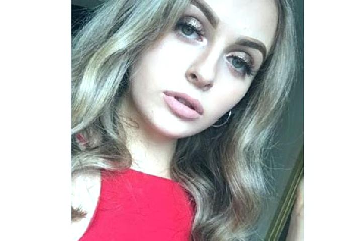 Zoey, 37 — Escort in Ashbourne, United Kingdom