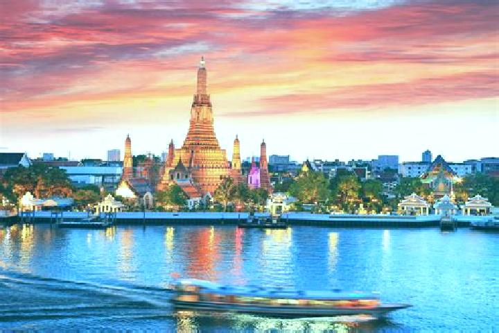 Zoey, 37 — Escort in Ban Khok, Thailand