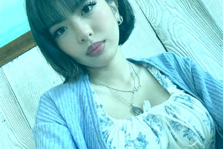 Zoey, 37 — Escort in Bolubewa, Indonesia