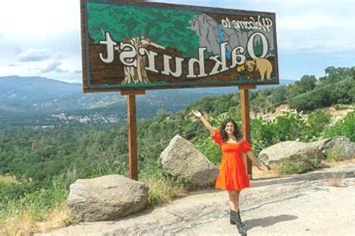 Zoey, 37 — Escort in Oakhurst, United States