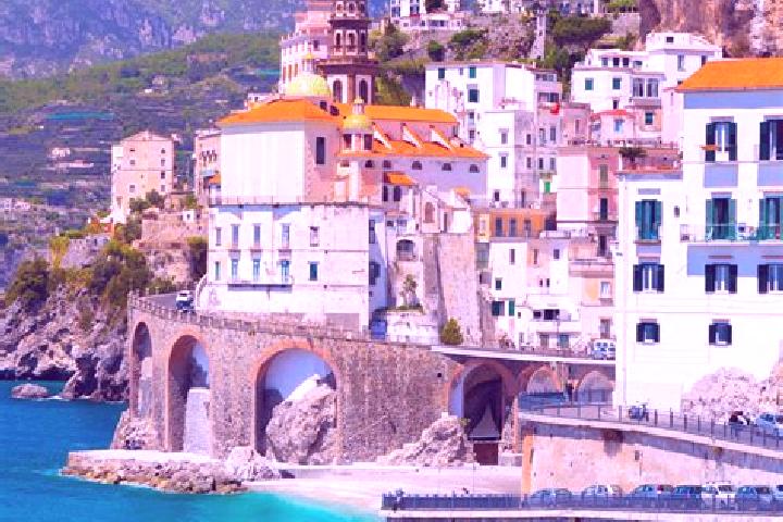 Zoey, 37 — Escort in Settequerce, Italy