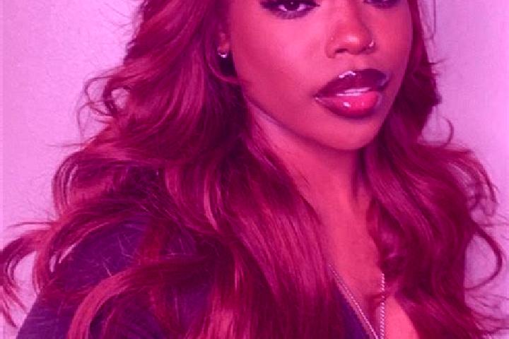 Zoey, 38, a auburn amber-eyed ebony companion based in Huanghuatan. Offering Party Girl, GFE. Available for incall and outcall, day and evening dates.