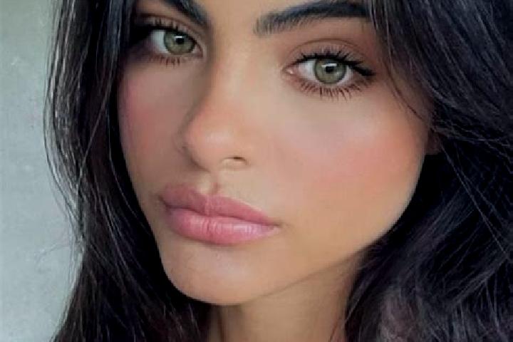 Zoey, 38, a brunette grey-eyed indian companion based in Zaterechnyy. Offering Travel Companion, A-Level, Deep French Kissing, Massage, Dinner Date. Availabl...