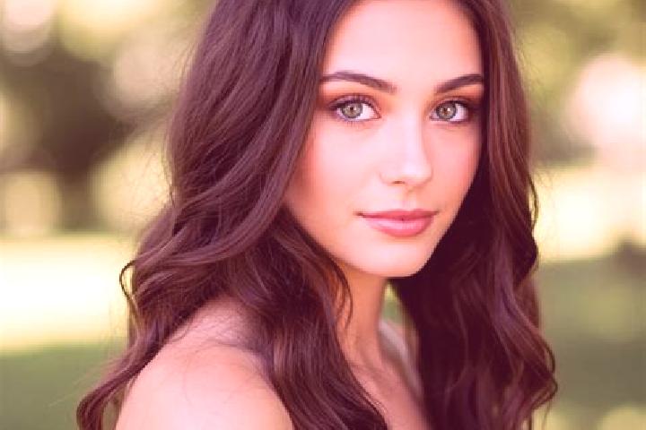 Zoey, 38, a brunette hazel-eyed mixed companion based in Cleanov. Offering Erotic Massage, Massage, Overnight. Available for incall and outcall, day and even...