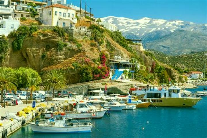 Zoey, 38 — Escort in Agia Galini, Greece