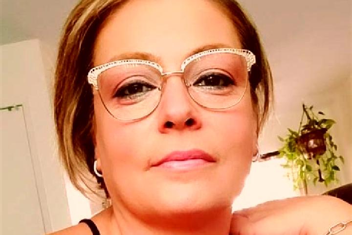 Zoey, 38 — Escort in Farina, United States