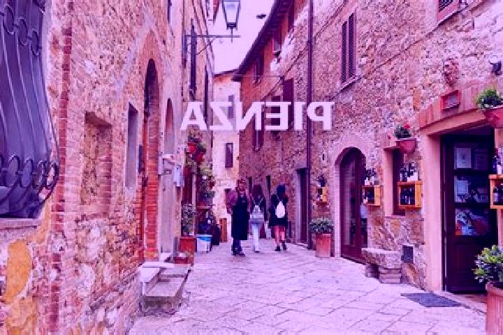 Zoey, 38 — Escort in Murello, Italy