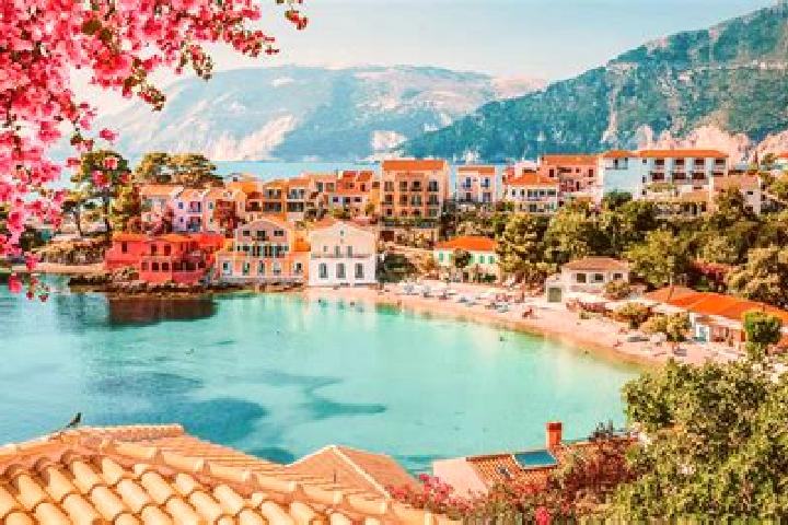 Zoey, 38 — Escort in Pentapoli, Greece