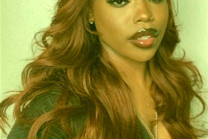 Zoey, 39, a auburn amber-eyed ebony companion based in Saint-Elzear. Offering Tantra, Domination, Roleplay, Fetish. Available for incall and outcall, overnig...