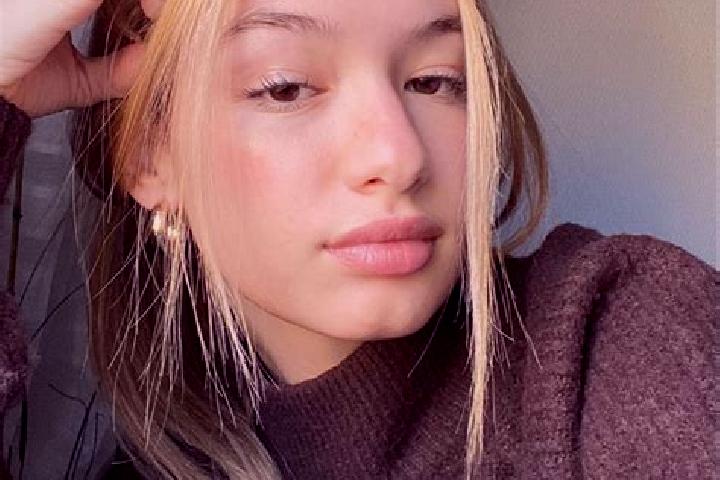 Zoey, 39, a blonde brown-eyed asian companion based in Ohringen. Offering Domination, Fetish, OWO, Overnight. Available for incall and outcall, day and eveni...