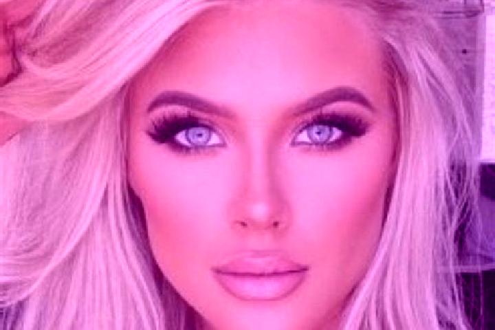 Zoey, 39, a platinum blonde amber-eyed indian companion based in Koupero. Offering Erotic Massage, Domination, Fetish, Dinner Date, Duos. Available for incal...