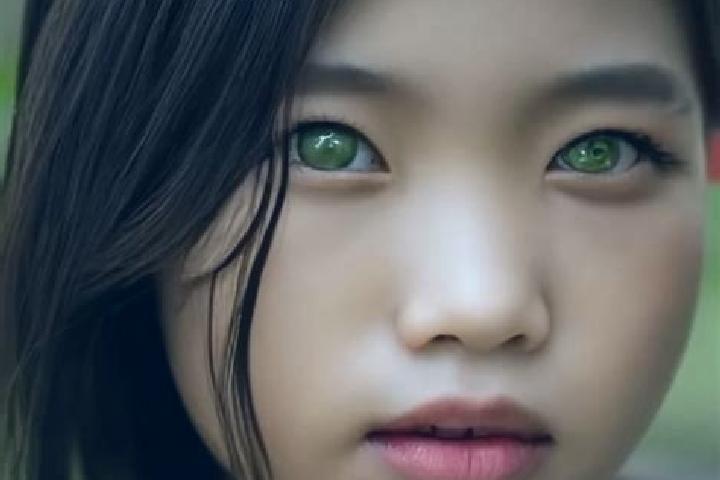 Zoey, 39, a red green-eyed asian companion based in Goroka. Offering CIM, Massage, Girlfriend Experience. Available for incall and outcall, overnight booking...