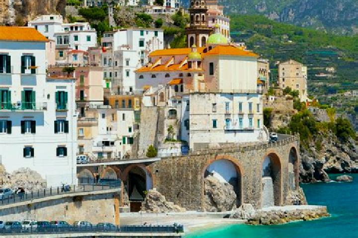 Zoey, 39 — Escort in Busca, Italy
