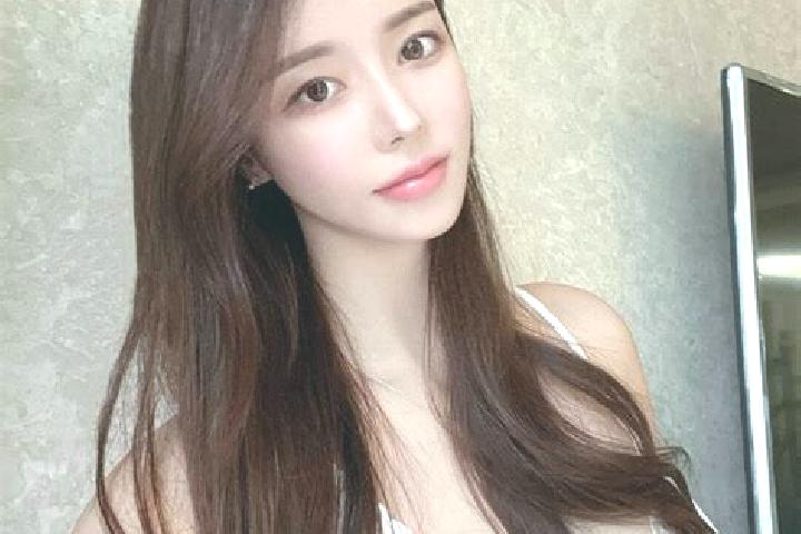 Zoey, 39 — Escort in Caodipan, China
