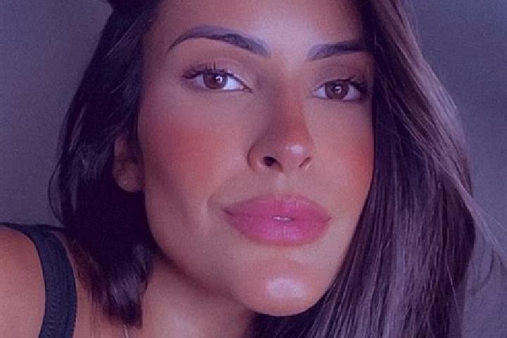 Zoey, 39 — Escort in Porecatu, Brazil